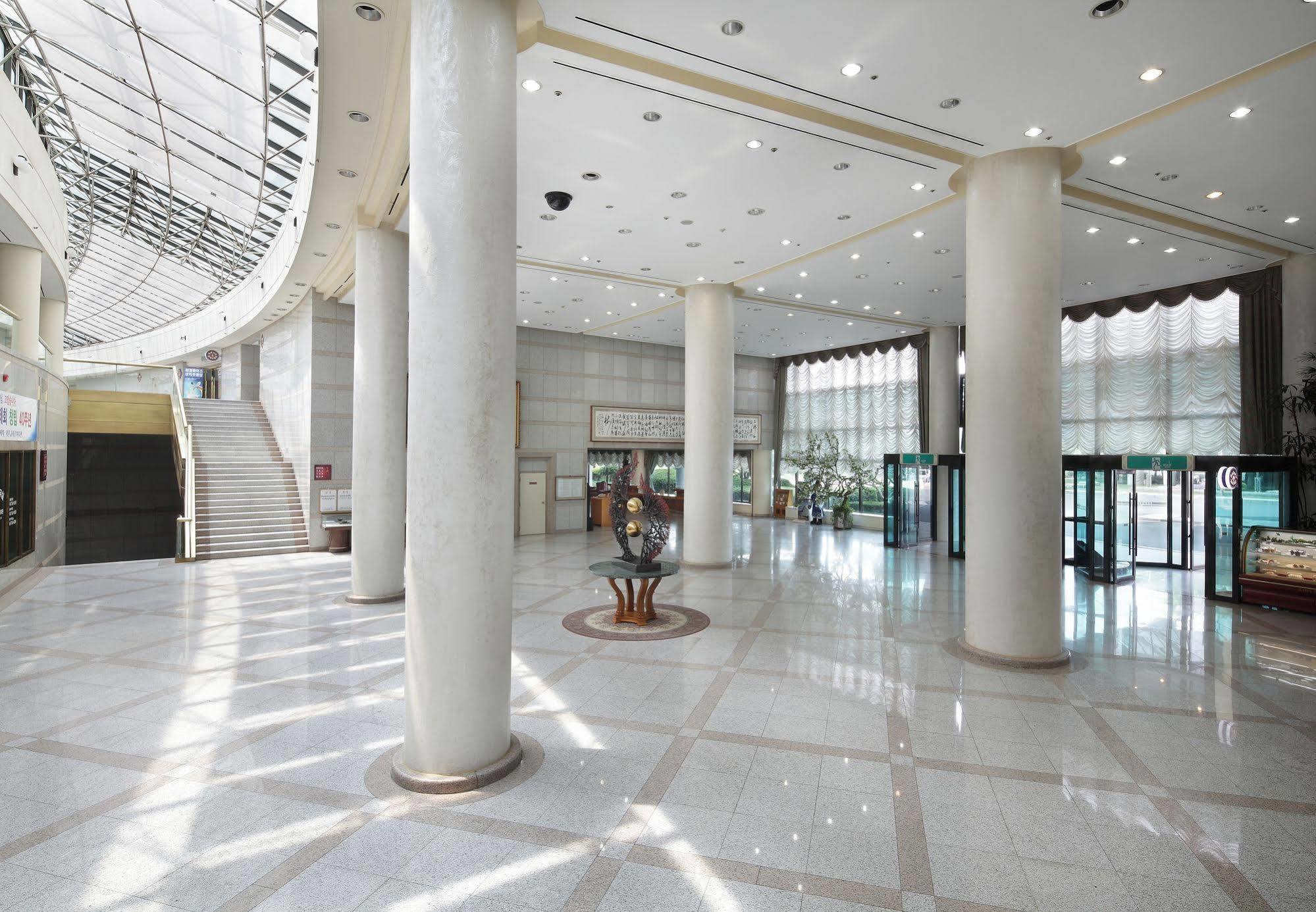 The K Hotel Кёнджу Экстерьер фото